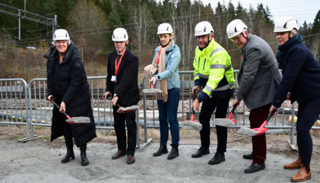 Så här såg det ut den 6 november på platsen är där spadarna sattes i marken för Ostlänkens första brostöd. Foto: Trafikverket