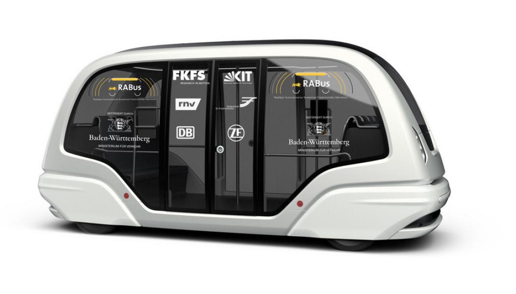 RABus-projektet är ett samarbete mellan flera aktörer, däribland forskningsinstitut, transportföretag och teknikföretag. Bland annat byggs de autonoma shuttlebussarna i Slovenien, medan den avancerade tekniken för autonom körning utvecklas av ZF Friedrichshafen i Tyskland. Foto: RABus-projektet