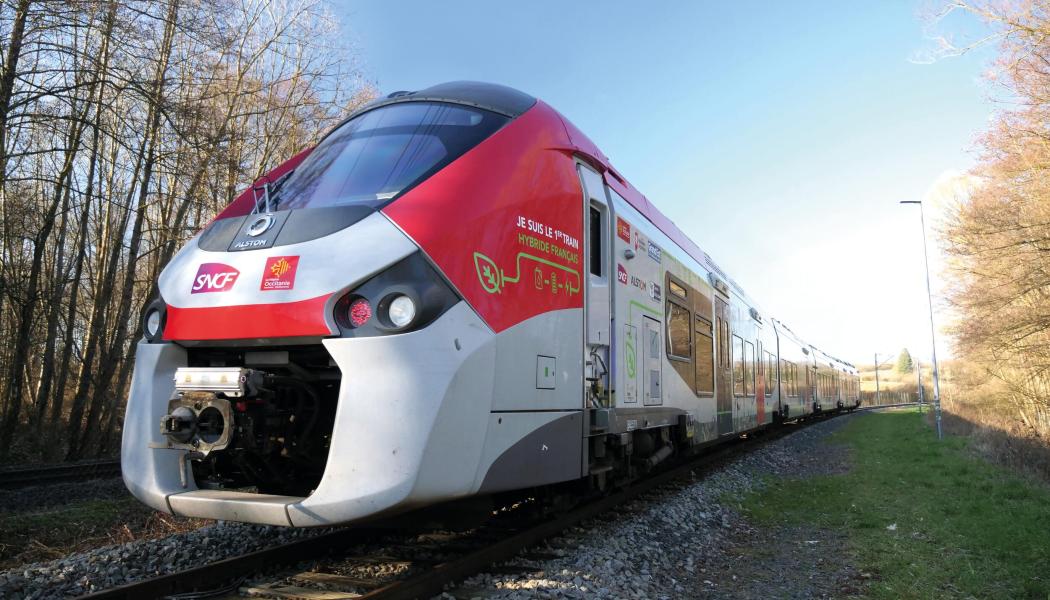 Bilden visar Alstoms så kallade hybridtåg Regiolis i SNCF:s tjänst. Foto: Alstom, kredit Yannick Hauwelle