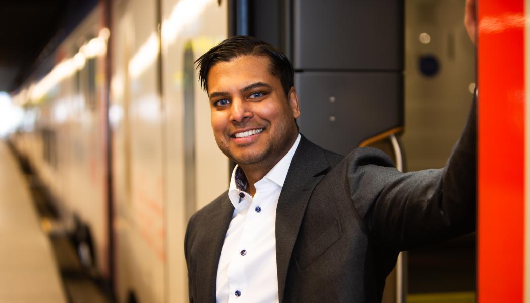Sheron Fernando, affärschef för Transdevs uppdrag Mälartåg om första driftveckan. Foto: Transdev