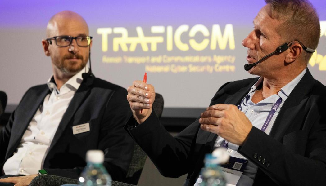 Symbolbild från en av Traficoms seminarier. Tieto vann upphandlingen – myndigheten Traficom har valt bolaget som leverantör av kvalitetssäkring och testtjänster – Foto: Traficom