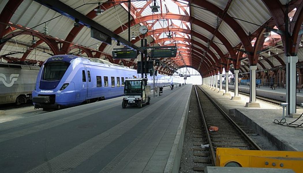 Skånetrafikens tåg vid Malmö central. Foto: Wikimedia Commons