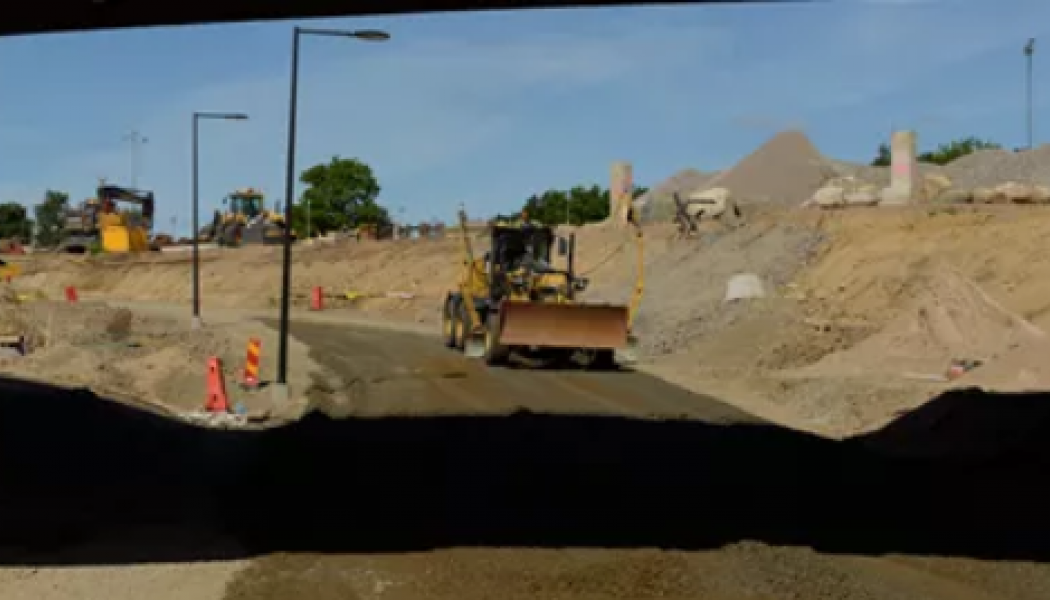 Trafikverker arbetar med dubbelspårsutbyggnaden mellan Ängelholm och Maria station i norra Helsingborg under sommaren. Foto: Trafikverket