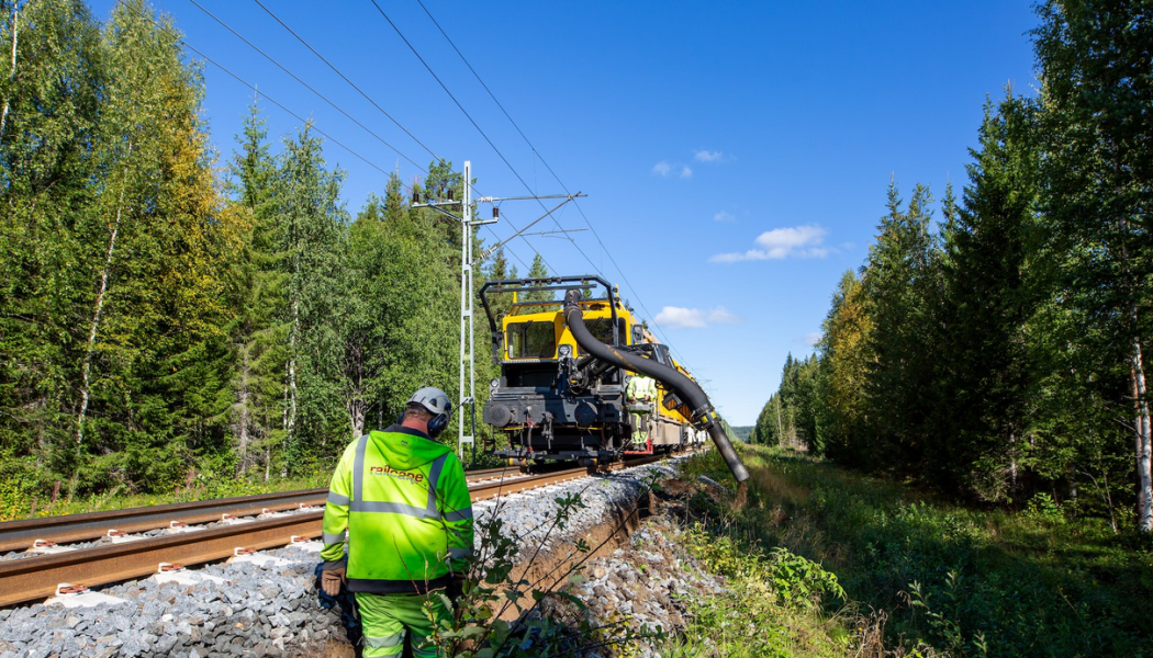 Railcares entreprenadverksamhet arbetar med två parallella projekt på järnvägar i norr. Foto: Railcare