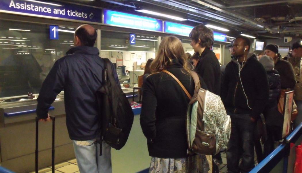 Flera brittiska företag föreslog återinförandet av befintliga personaltimmar, nya lösningar och fler möjligheter för biljettförsäljning och återbetalning. Foto: Sevenoaks Rail Travellers Association. Picture licensed under the Creative Commons Attribution 4.0 Licence