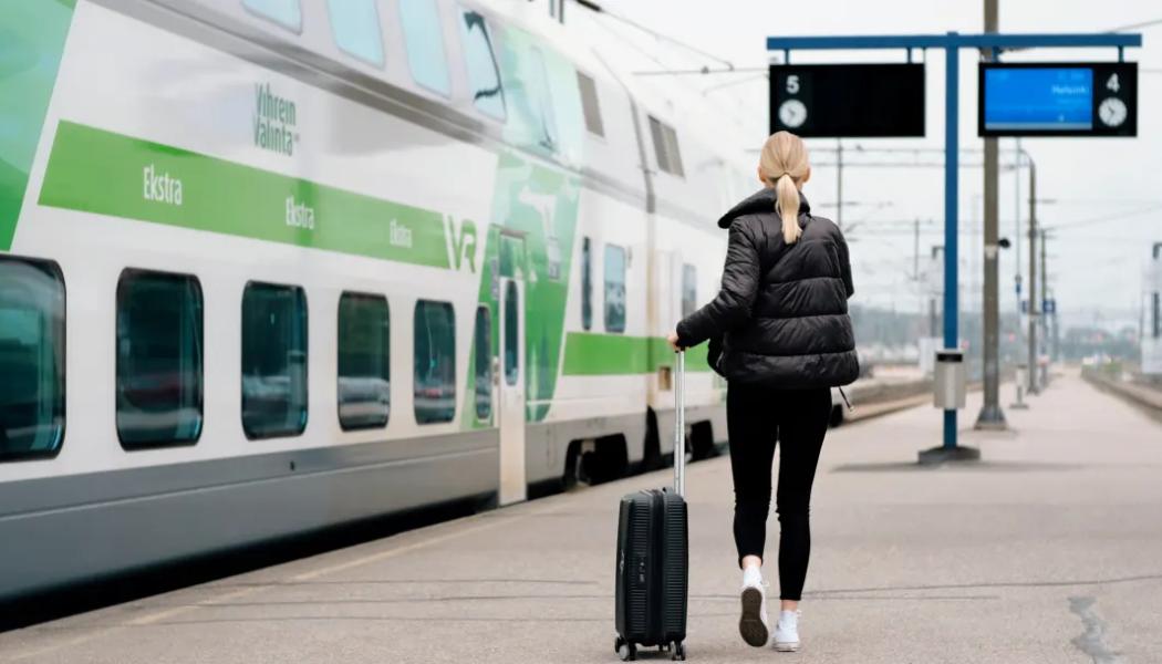 Under de första sju månaderna av 2024 ökade antalet resenärer med två procent jämfört med föregående år. Foto: VR, kredit. Kuva