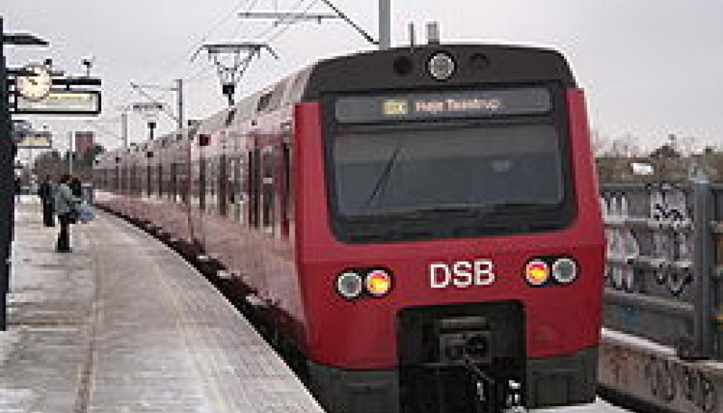 Köpenhamns S-Banes signalteknik uppgraderas. Arkivbild