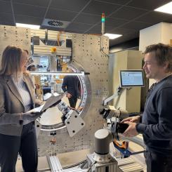 Maria Signal Martebo och Tue Beijer, CTO och medgrundare Stilfold. Foto: Alstom