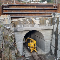 Fotot visar den ombyggda tunneln i Ljungskile Södra. Foto: Trafikverket