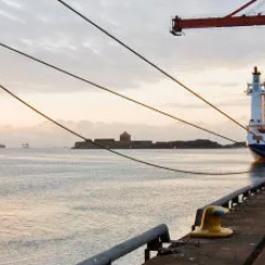 Nu finns information för att kunna planera transporter via sjöfart och järnväg. Foto: Trafikverket