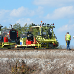 Representanter för underhållsföretagen reagerar på är att det är ideologi som ligger bakom förstatligandet av järnvägsunderhållet. Foto: Paul Brennan