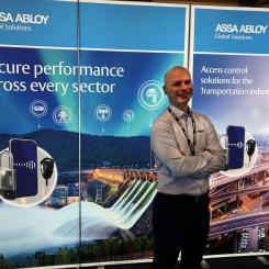 Utställare Ergin Kulenovic från ASSA ABLOY Global Solutions Critical Infrastructure. Foto: Anders Carlsson Conventus