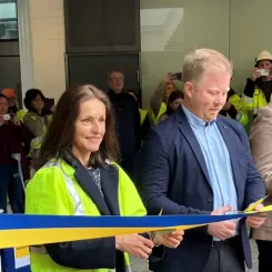 Från vänster till höger i bild: Trafikverkets överdirektör Francisca Ramsberg, Trafikverkets projektledare Niklas Gunnarsson, Jernhusens regionchef Michael Dahlgren samt kommunstyrelsens ordförande Linda Nilsson. Foto: Roger Falk, Trafikverket