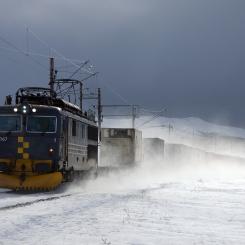 CargoNets godståg El 14 på Dovrebana, nära Dombås, Norge. Foto: Wikipedia Common, kredit: David Gubler