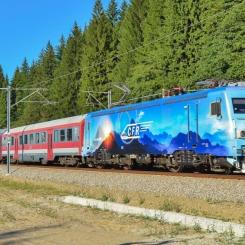Rumänskt regionaltåg på väg. Foto: CFR Călători,