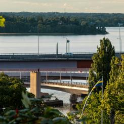 Lidingö stad och SL har länge varit oense om flera saker. Foto: hanlin sun/unsplash
