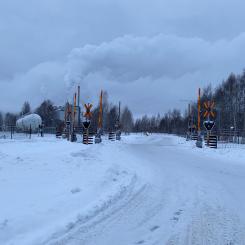 Järnvägsövergången har fått ett skydd som kallas ALEX. Foto: Trafikverket