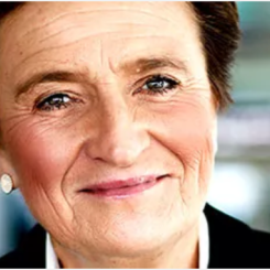 Monica Lingegård intervjuas om problemen för SJ. Foto: Trafikverket