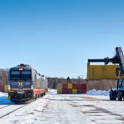 Transporten till Göteborgs Hamn tar 23 timmar, och 93 procent av tågen har kommer fram med max två timmars marginal sedan uppstart. Foto: Göteborgs Hamn
