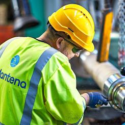 Norska Mantena underhåller och reparerar järnvägsfordon, komponenter och rälsburna anläggningsmaskiner åt ett antal järnvägsföretag. Mantena utför även termisk sprutning av metaller. FOTO: MANTENA
