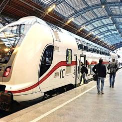 Nästan hälften av alla långdistanståg inom det statliga tyska järnvägsbolaget DB ankom för sent. Foto: DB