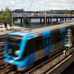 Problemen beror på personalbrist hos MTR, som kör pendeltågen. Foto: MTR