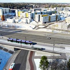 Nästa steg är att ta fram en detaljerad projektplan för den första etappen. Där fastställs omfattning, kostnader och tidplan. Efter beslut om projektet kan spårvägen börja byggas tidigast år 2028, med byggperiod fram till 2032. Bild: Helsingfors Stad
