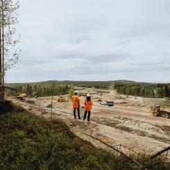 Den nya järnvägsanslutningen sträcker sig från Trafikverkets befintliga spår nordost till Boden Industrial Park. Fotograf: Samuel Unéus