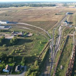 Train Alliance äger cirka 900 000 kvadratmeter mark i Hallsberg, där flera verkstäder har uppförts och hyrs ut till kunder genom långfristiga avtal. Foto: Train Alliance