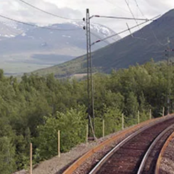 Arbetena längs järnvägen fortsätter för fjärde säsongen. Foto: Trafikverket