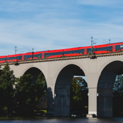 Statligt anställda kan nu resa med MTRX. Foto: Jana Eriksson