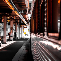 Passagerarnas flöde och hur fräsch tågstationen är påverkar tryggheten. Foto: Foto: Marcus Hjelm / Unsplash