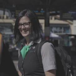 SJ startar betald lokförarutbildning i egen regi . Foto: Sj