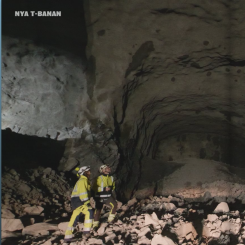 Bygget av dubbelspåriga järnvägstunneln Västlänken i Göteborg drar fram genom stadens centrum. Trafikverket stöter på stora problem i detta jätteprojekt och ställs nu inför utmaningar som innebär kraftiga förseningar och fördyringar.