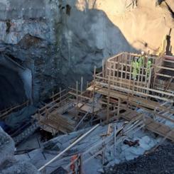 Vid Dalvägen och Hagalund pågår anläggningen av den nya stationen Arenastaden, där både underjordiska och ovanjordiska arbeten nu intensifieras. Foto: Region Stockholm