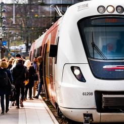 Tågtrafiken kan få mindre förseningar med striktare tidtabeller. Fotograf: Thor Balkhed