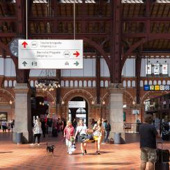 Stora hallen i Köpenhamns centrala järnvägsstation. Utbetalningarna till pendlare efter årets första kvartal fördelas efter sträcka, med stora summor tilldelade viktiga rutter såsom Köpenhamn-Odense och Köpenhamn-Roskilde. Foto: Wikipedia Common Lic. Kredit: Liberaler Humanist
