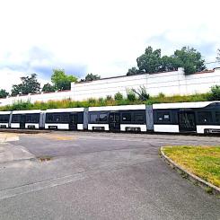 Med den första leveransen nu på väg till Tyskland markerar projektet en ny fas i utvecklingen av kollektivtrafik i Rhen-Neckar-området. Genom kombinationen av kapacitet, tillgänglighet och teknik vill RNV och Škoda Group bidra till ett robustare och mer hållbart trafiksystem i en växande region. Foto: Škoda Group