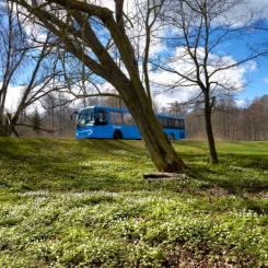 Från och med 2027 blir det tätare turer, elbussar och tåg var tionde minut i Lerums kollektivtrafik. Fotograf: Thomas Harrysson