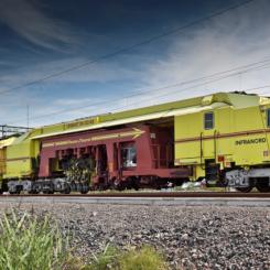 Hitachi Rail digitaliserar Infranords gula underhållståg med signalsystemen ERTMS och STM-ATC2. Foto: Infranord